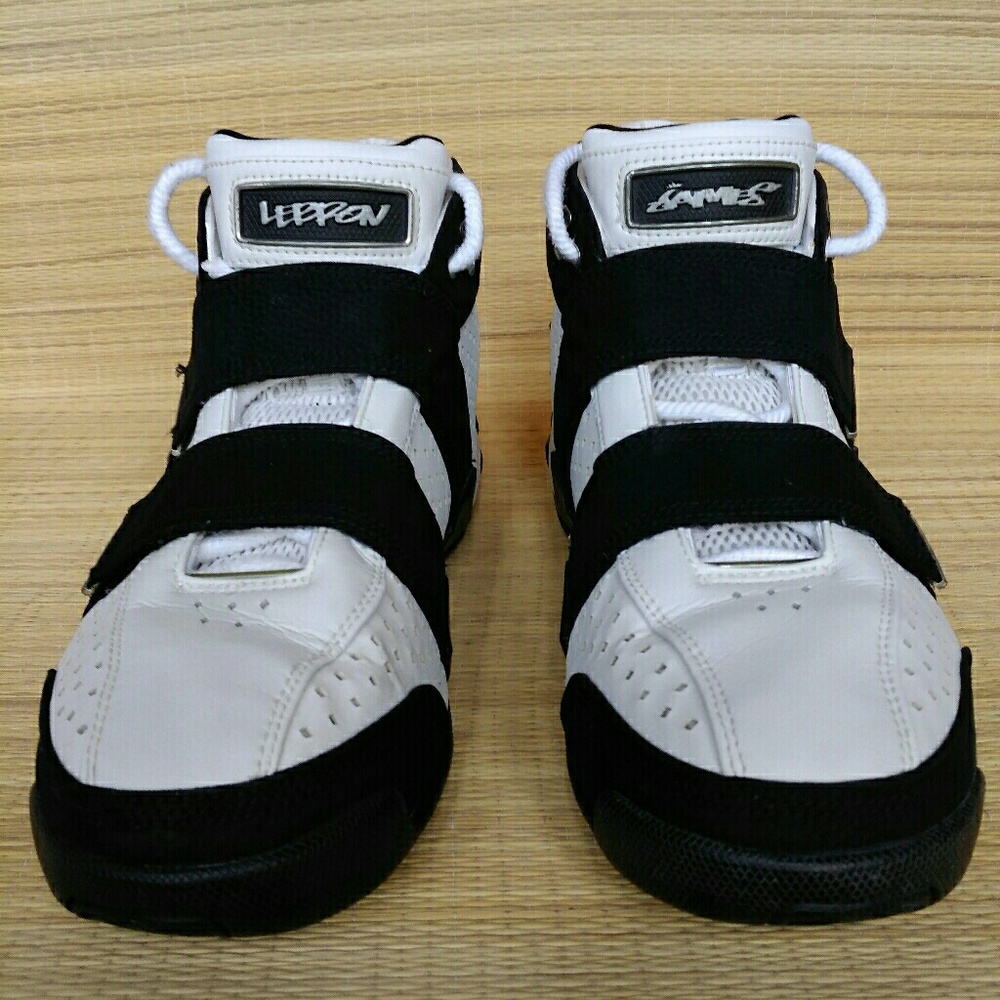 Lebron 20-5-5 'White Neutral Grey' - Picture 2 of 8